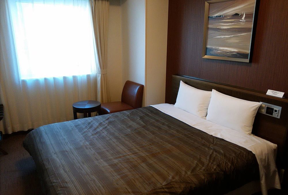 Hotel Route-Inn Chitose Ekimae Kültér fotó