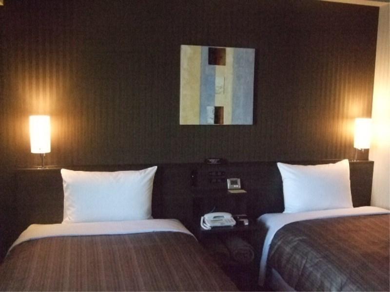 Hotel Route-Inn Chitose Ekimae Kültér fotó